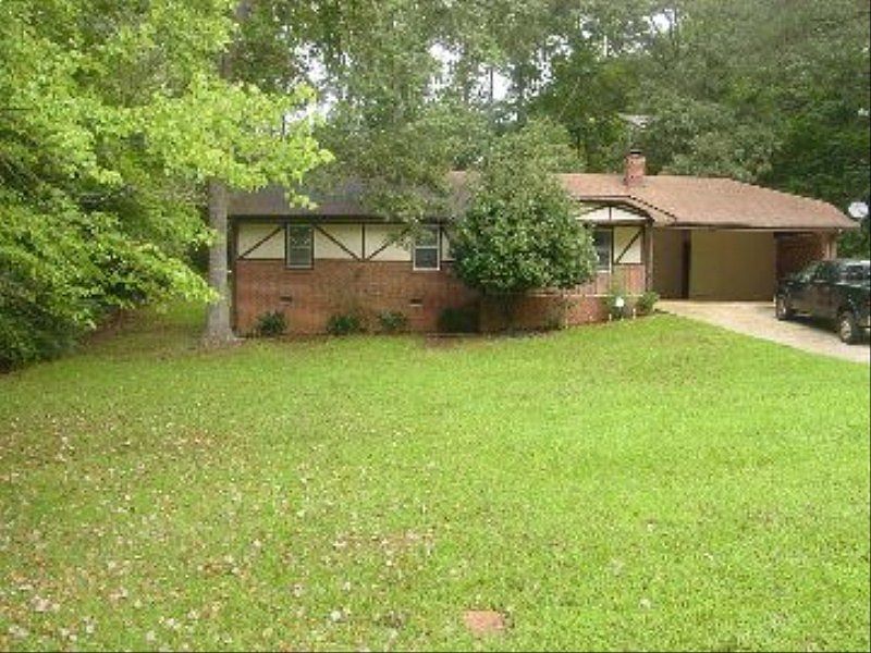 http://www.propertyboss.net/CustomerImages/DFF001_92991/media/Properties/265%20Sage%20Drive/zsmall_D