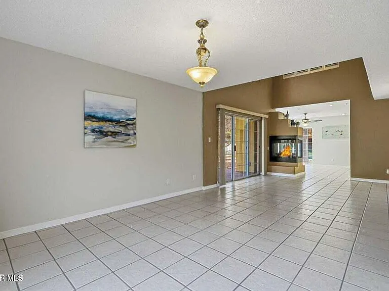650 Vera Ct — Photo 3