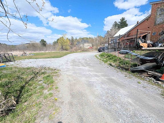 3rd image of 1292 US Route 2