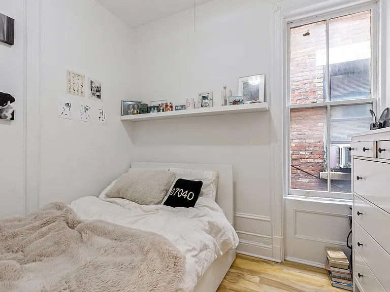 11 Carmine St #1C — Photo 4