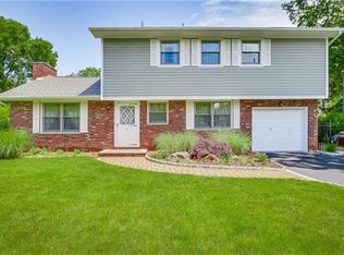 2 Chester Ave, Congers, NY 10920