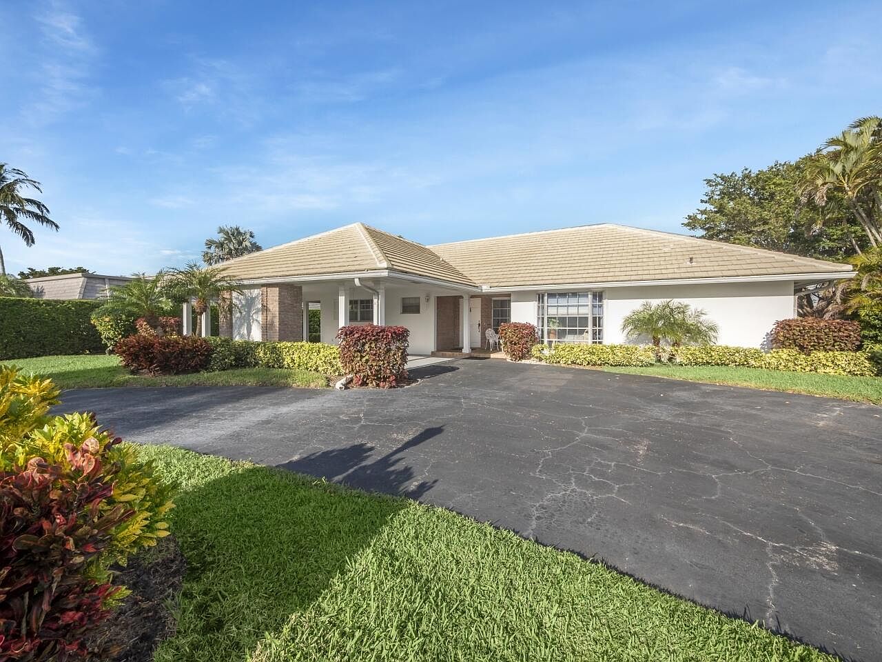 367 Villa Dr S, Atlantis, FL 33462 Zillow