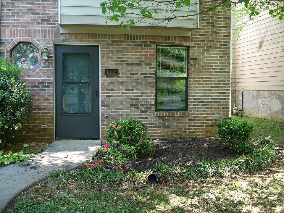 1st image of 662 Shadywood Ln