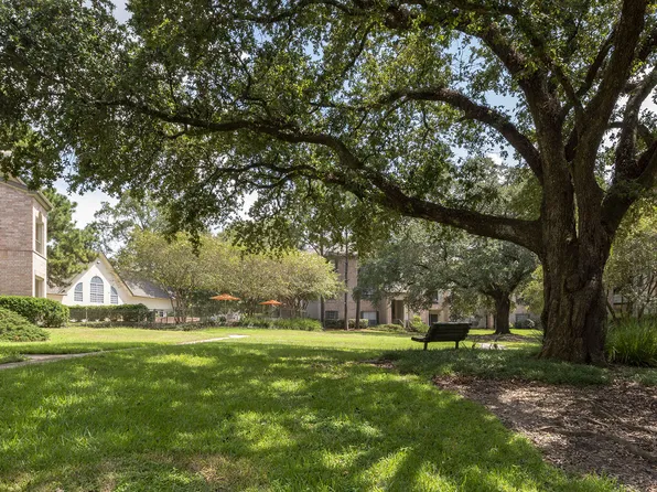 Mansions in the Park