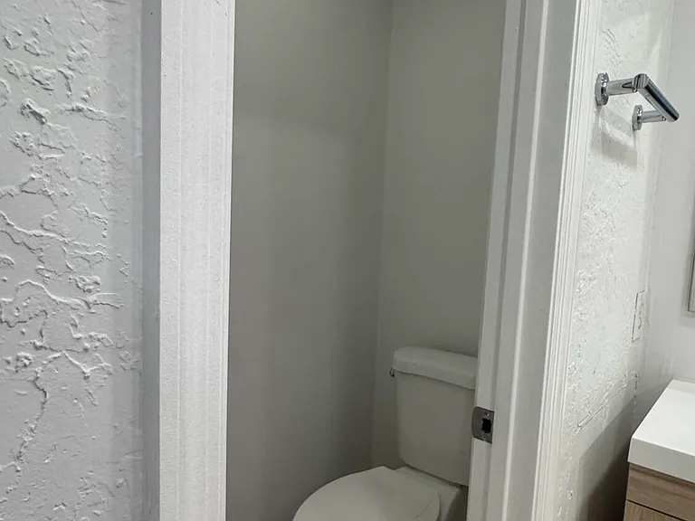 802 Saint Andrews Rd #15 — Photo 34