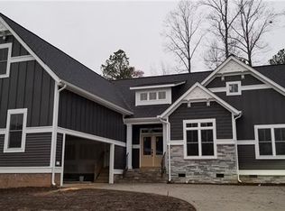 14806 Litton Dr, Midlothian, VA 23112