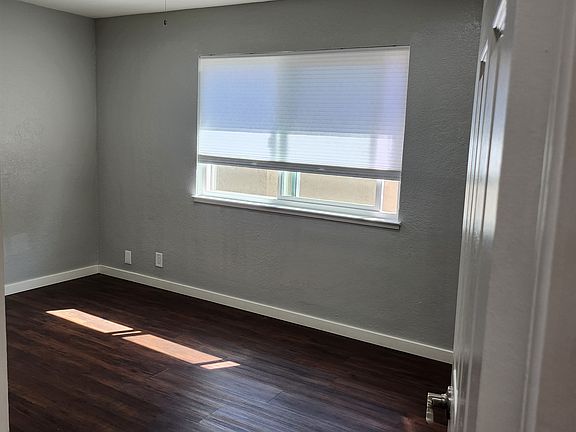 5th image of 1524 Moorpark Ave #3