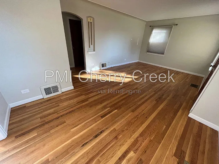 1772 S Garfield St — Photo 4