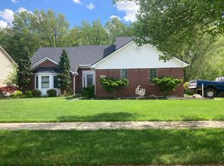 23653 Andrew Blvd, Brownstown, MI 48134