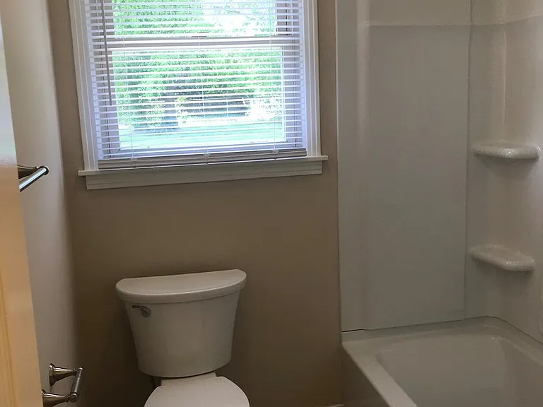 808 Bedford Dr — Photo 14