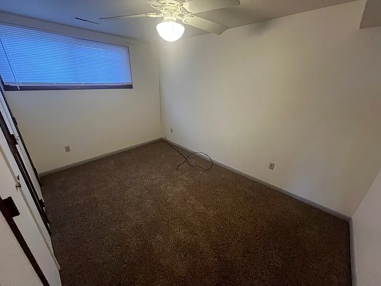 129 N Main St — Photo 17