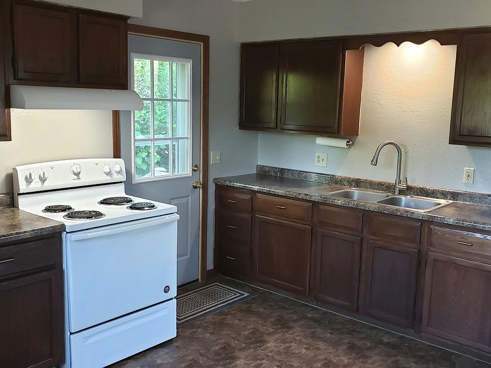 Updated kitchen with new appliances.
