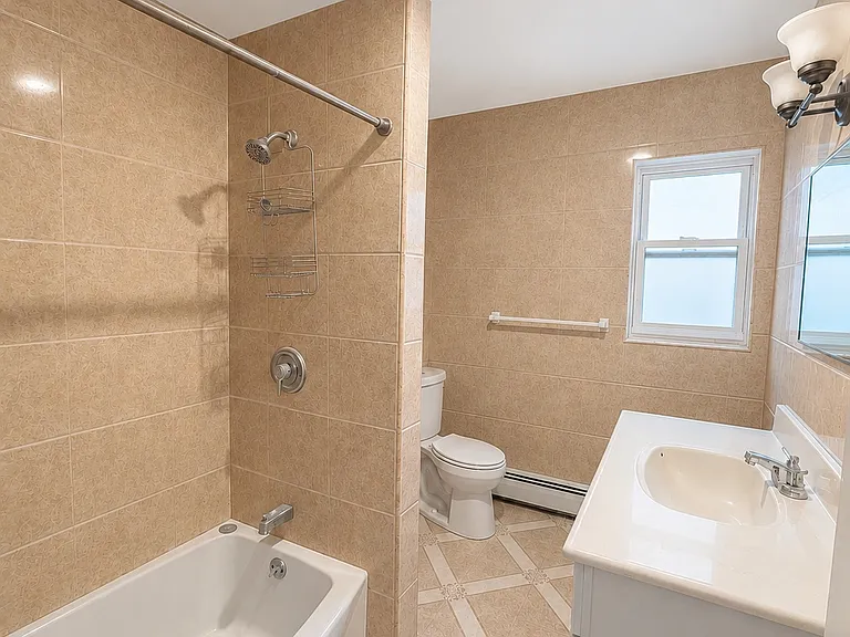 2 Arbor Pl #1 — Photo 9