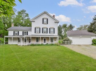 1S500 Taylor Rd, Glen Ellyn, IL 60137