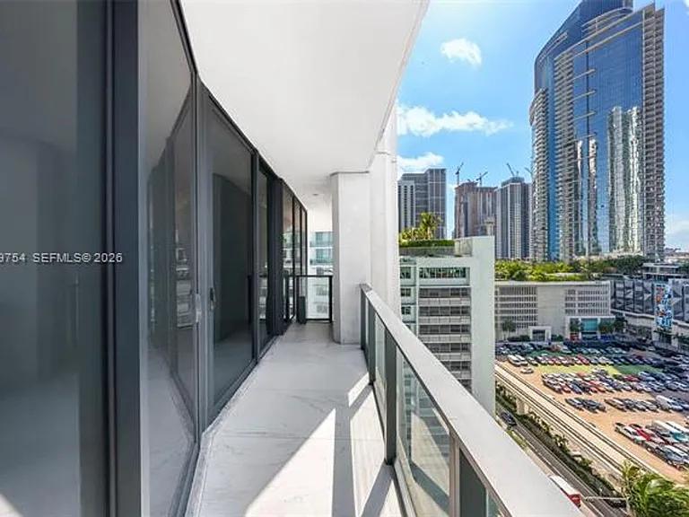 1000 Biscayne Blvd #1201 — Photo 33