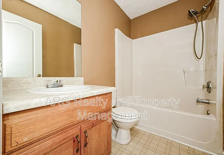 2956 Fields Dr — Photo 13