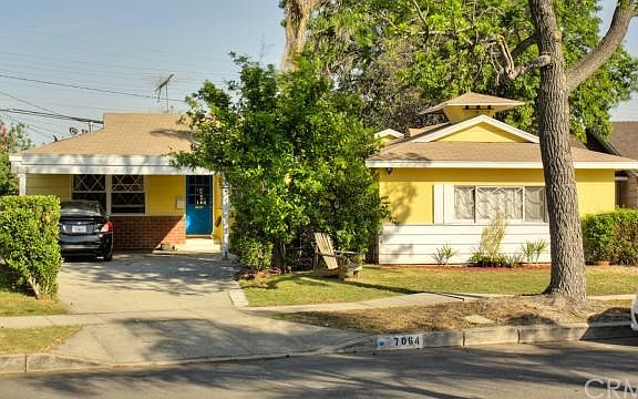 2nd image of 7064 Nagle Ave