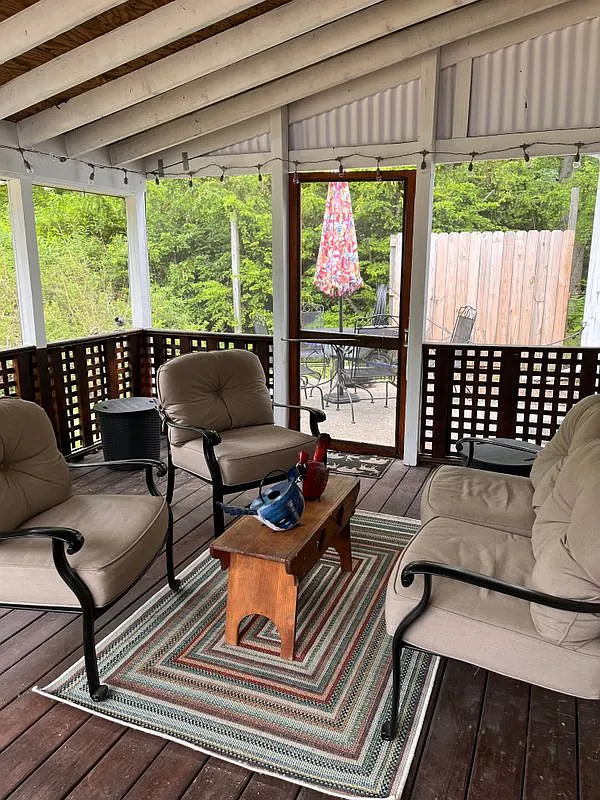 1 bed, 1.0 bath, 1250 sqft, $1,950 — Photo 3