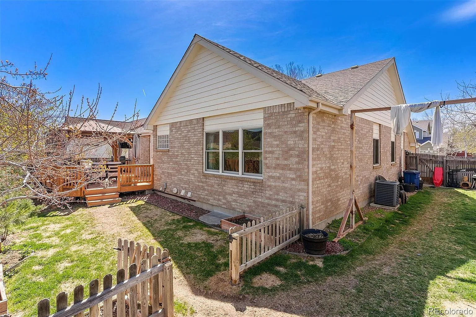 5 bed, 3.5 bath, 3808 sqft, $850 — Photo 3