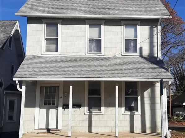 43 Spruce St, Hellertown, PA 18055