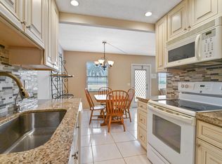 3023 Guildford Dr #B, Boca Raton, FL 33434