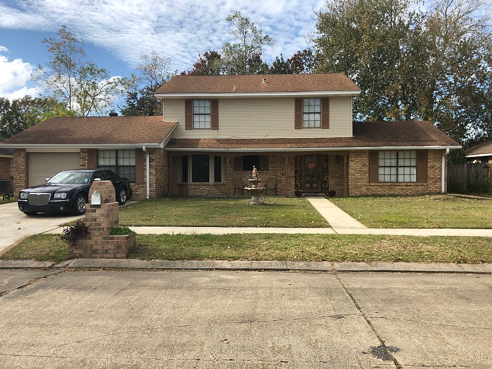 2nd image of 2163 Oak Tree Dr