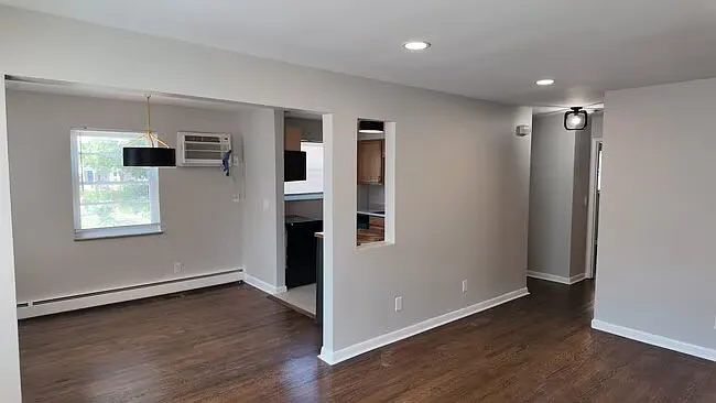 2 bed, 975 sqft, $1,395 — Photo 4