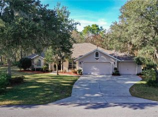 40 Linder Cir, Homosassa, FL 34446
