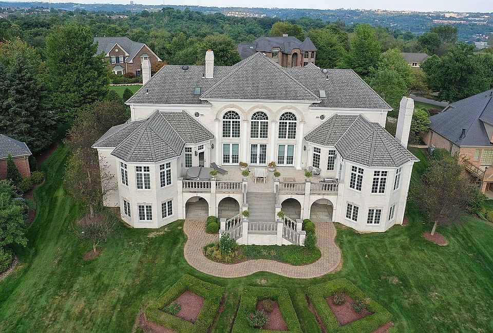2nd image of 1065 Saint Mellion Dr