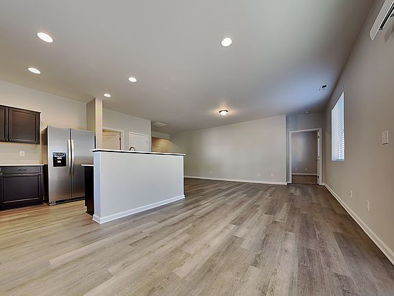 5th image of 1807 72nd Ave SE