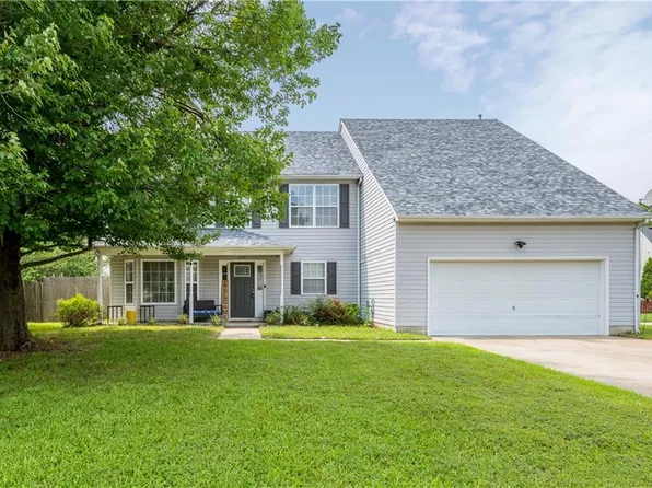 15097 Larkspur Ct, Carrollton, VA 23314