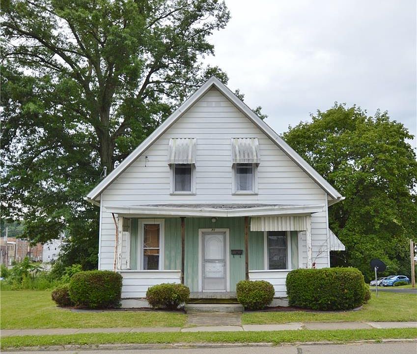 1st image of 71 W Rebecca St
