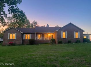 31 Chestnut Oak Rd, Crossville, TN 38571