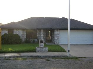 1218 Alaska St, Alice, TX 78332