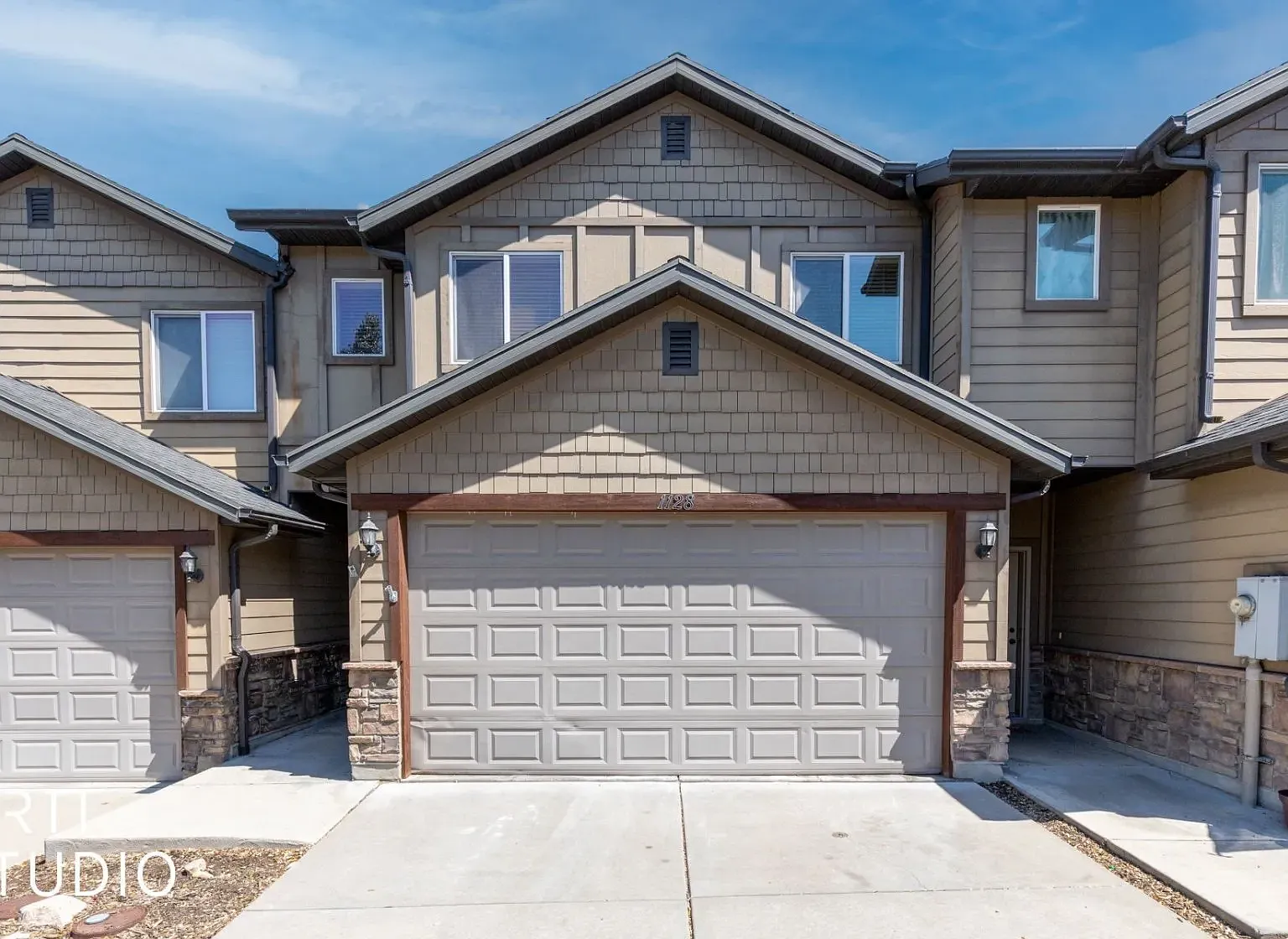 1128 Ogden Townhome — Photo 1