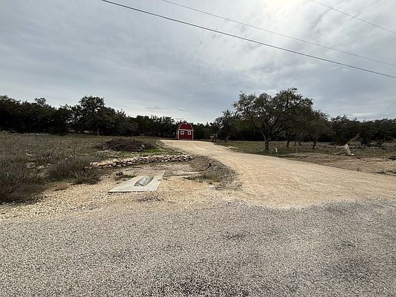 4th image of 278 Private Road 1506