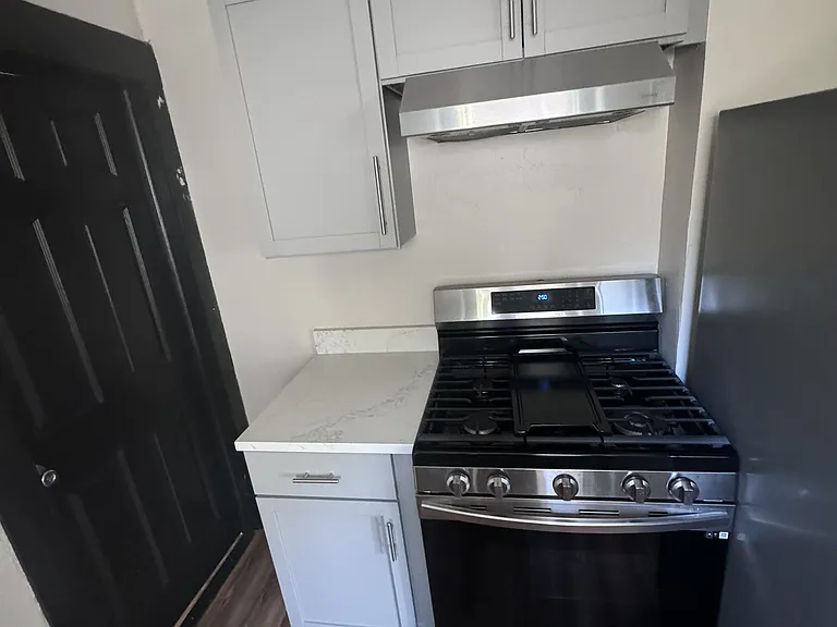 1215 Webb Rd — Photo 7