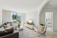 Bay Rd 606-002.jpg
