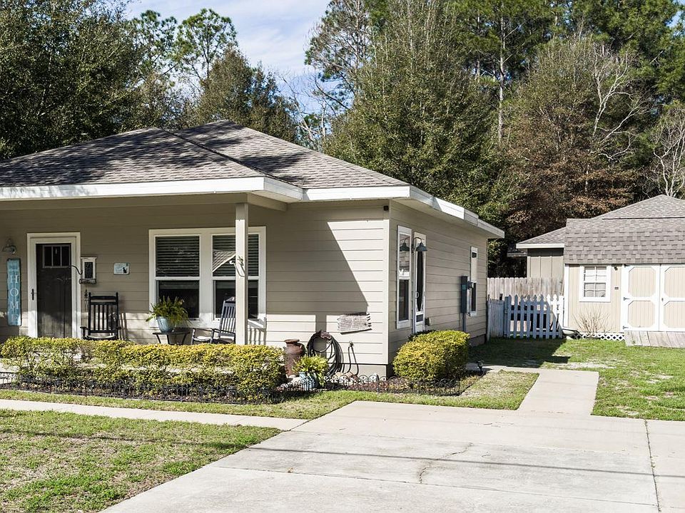 101 Shoemaker Dr, Defuniak Springs, FL 32433 Zillow