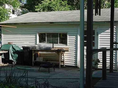 4th image of 308 N Ferry St