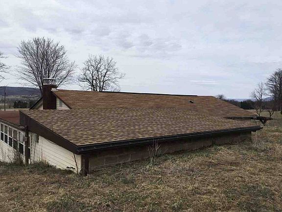 4th image of 2026 Hunter Ave