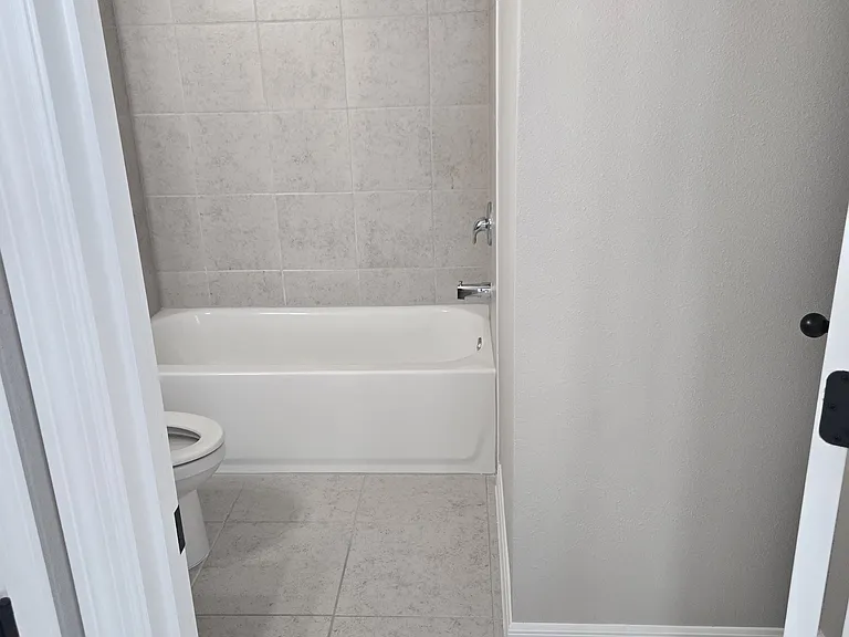 3131 Voyager Ave — Photo 13