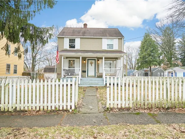 124 Washington Ave, Cuyahoga Falls, OH 44221