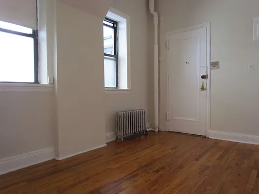 Rented by Landmark Real Estate | media 31