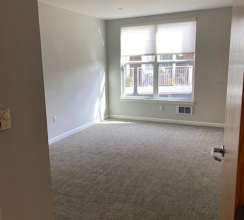 5th image of 2001 McAllister St #2