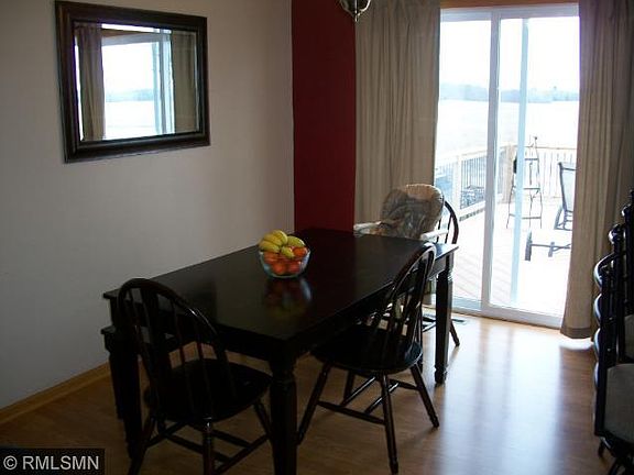 3rd image of 809 Chalupsky Ave SE