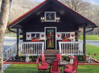9594 Tusquittee Rd #202, Hayesville, NC 28904