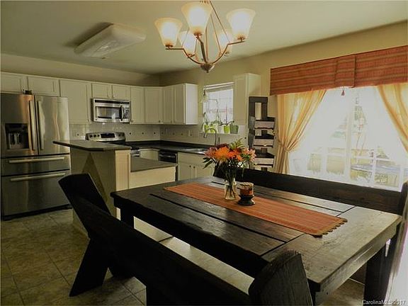 4th image of 2472 Ivy Creek Frd