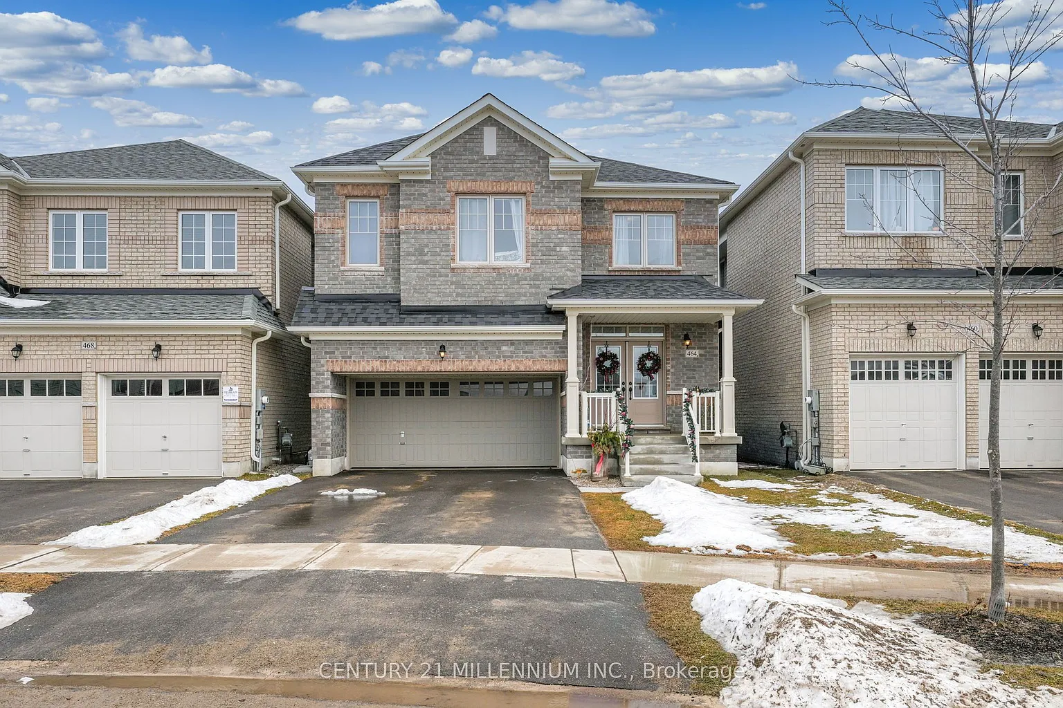 464 Black Cherry Cres photo 1
