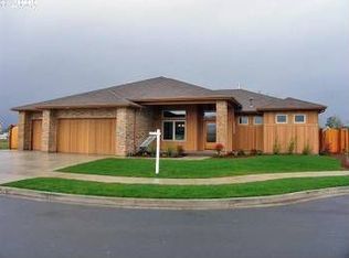 3375 Amhurst Way, Eugene, OR 97408